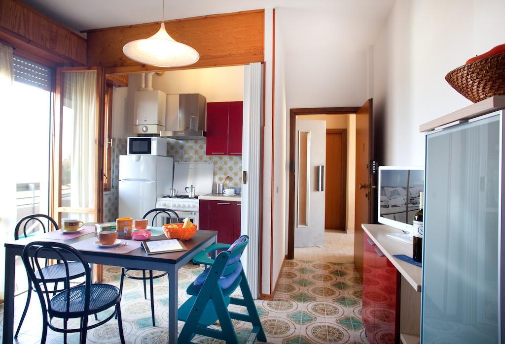 Residence Holiday Bellaria-Igea Marina Ruang foto