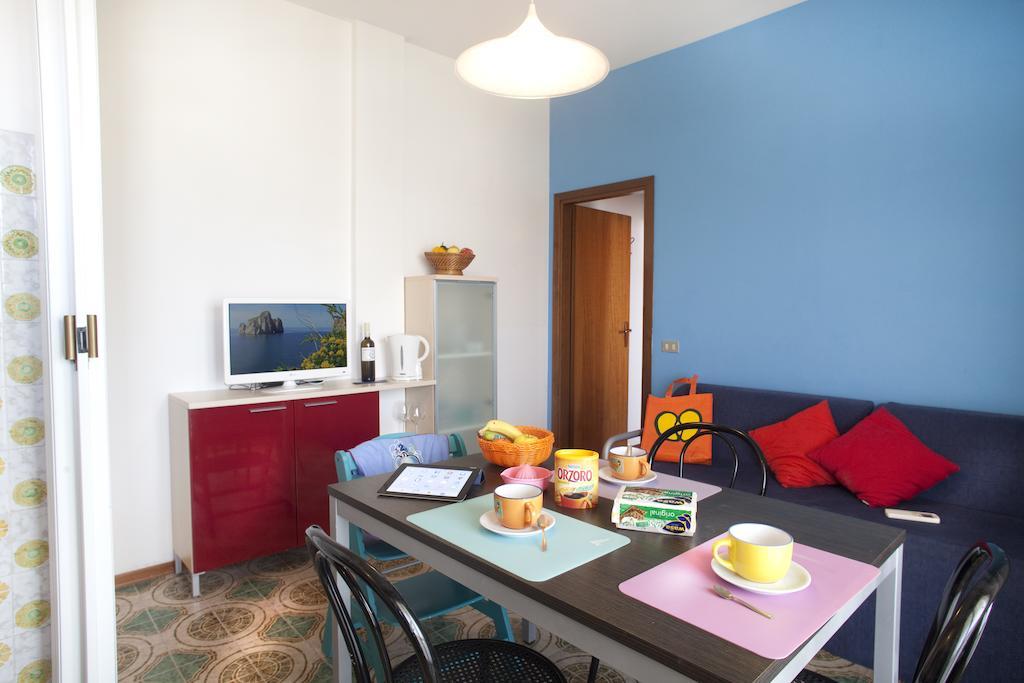 Residence Holiday Bellaria-Igea Marina Ruang foto